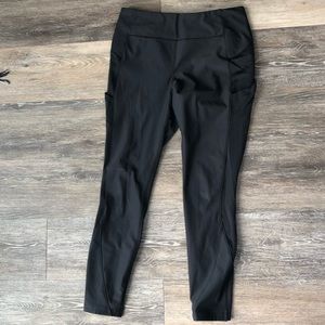 Ankle workout legging.